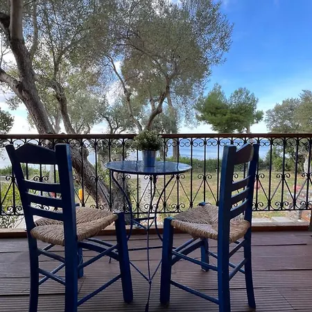 Seafront - Akti Elia Apartamento