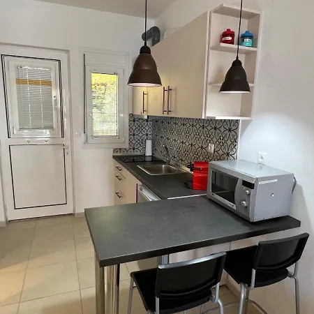 Seafront - Akti Elia Apartment *